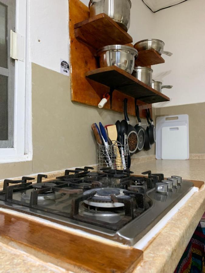 Kin Hostal And Camping جزيرة هول بوكس المظهر الخارجي الصورة