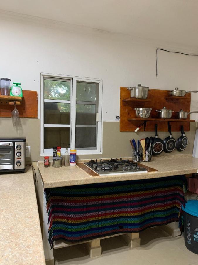 Kin Hostal And Camping جزيرة هول بوكس المظهر الخارجي الصورة