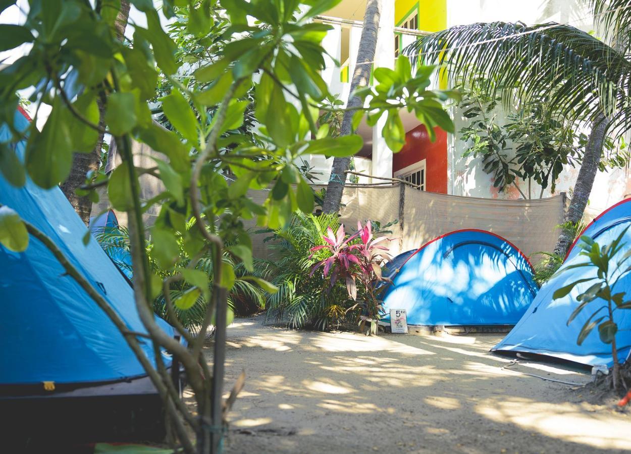 Kin Hostal And Camping جزيرة هول بوكس المظهر الخارجي الصورة